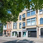Renovated Art Deco Apartment With Vintage Elements