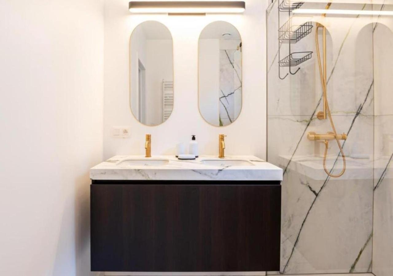 Renovated Art Deco With Vintage Elements Appartement