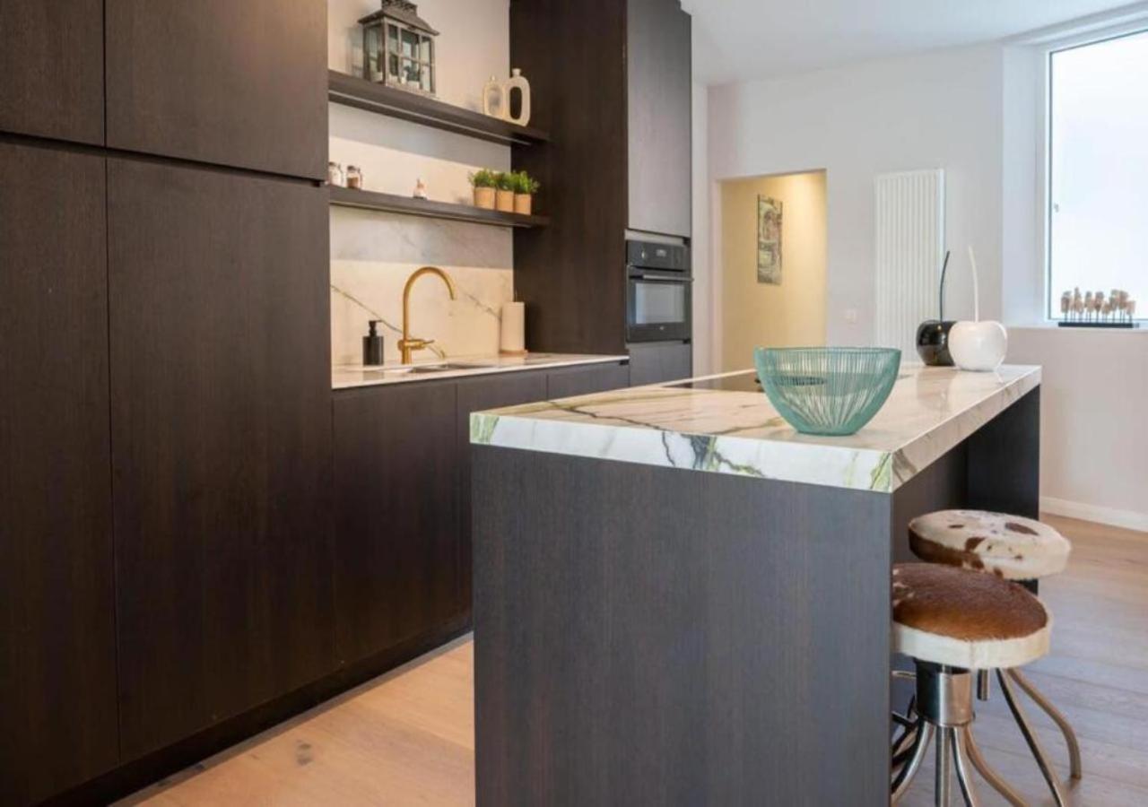 Renovated Art Deco With Vintage Elements Oostende