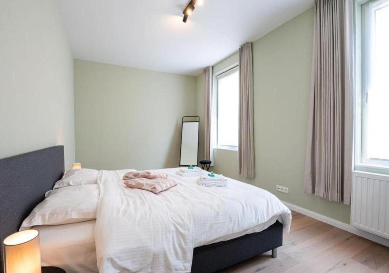 Renovated Art Deco With Vintage Elements Oostende